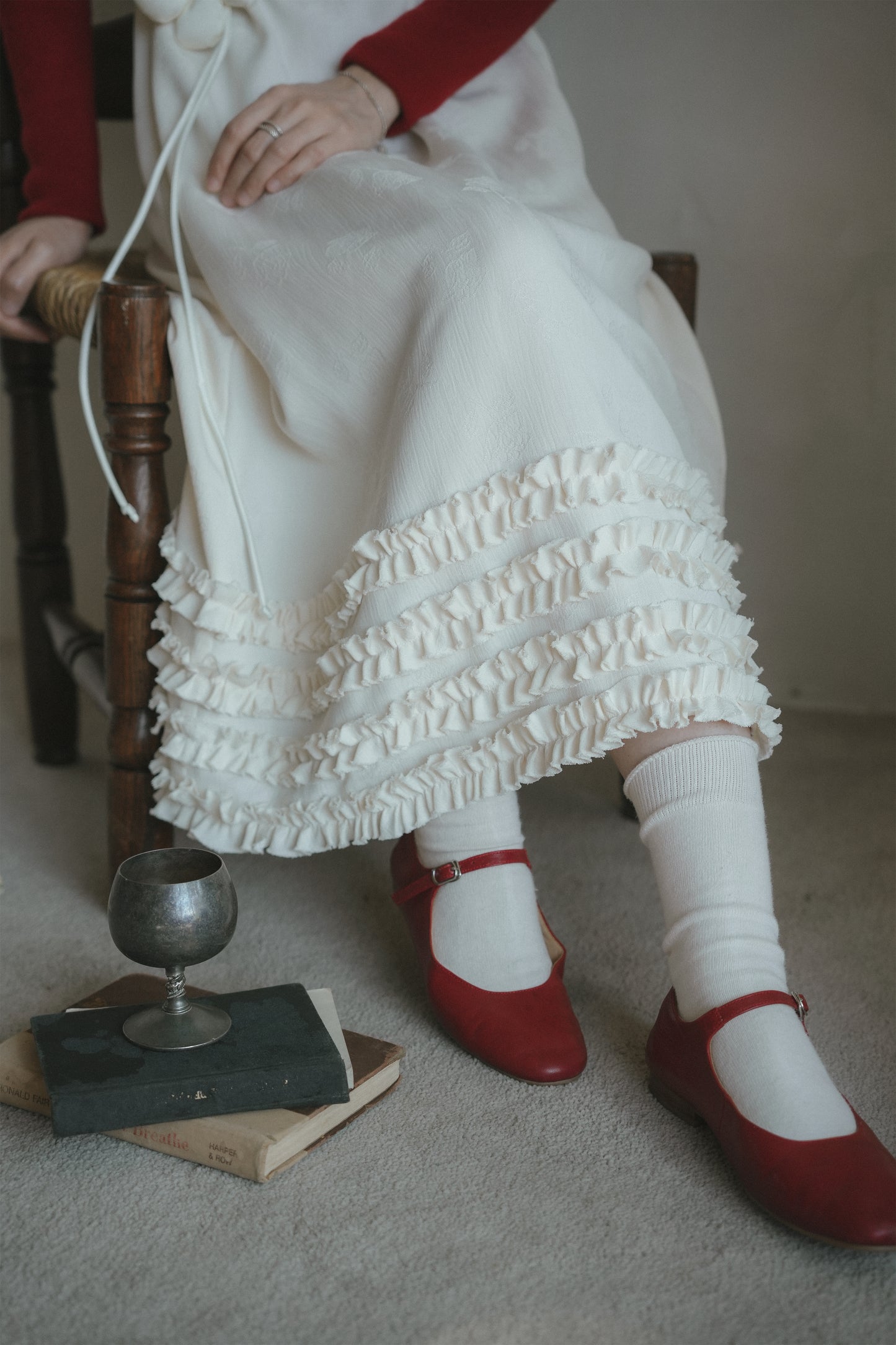 ノースリーブワンピース•7888250910と赤いウールニット·7288250565