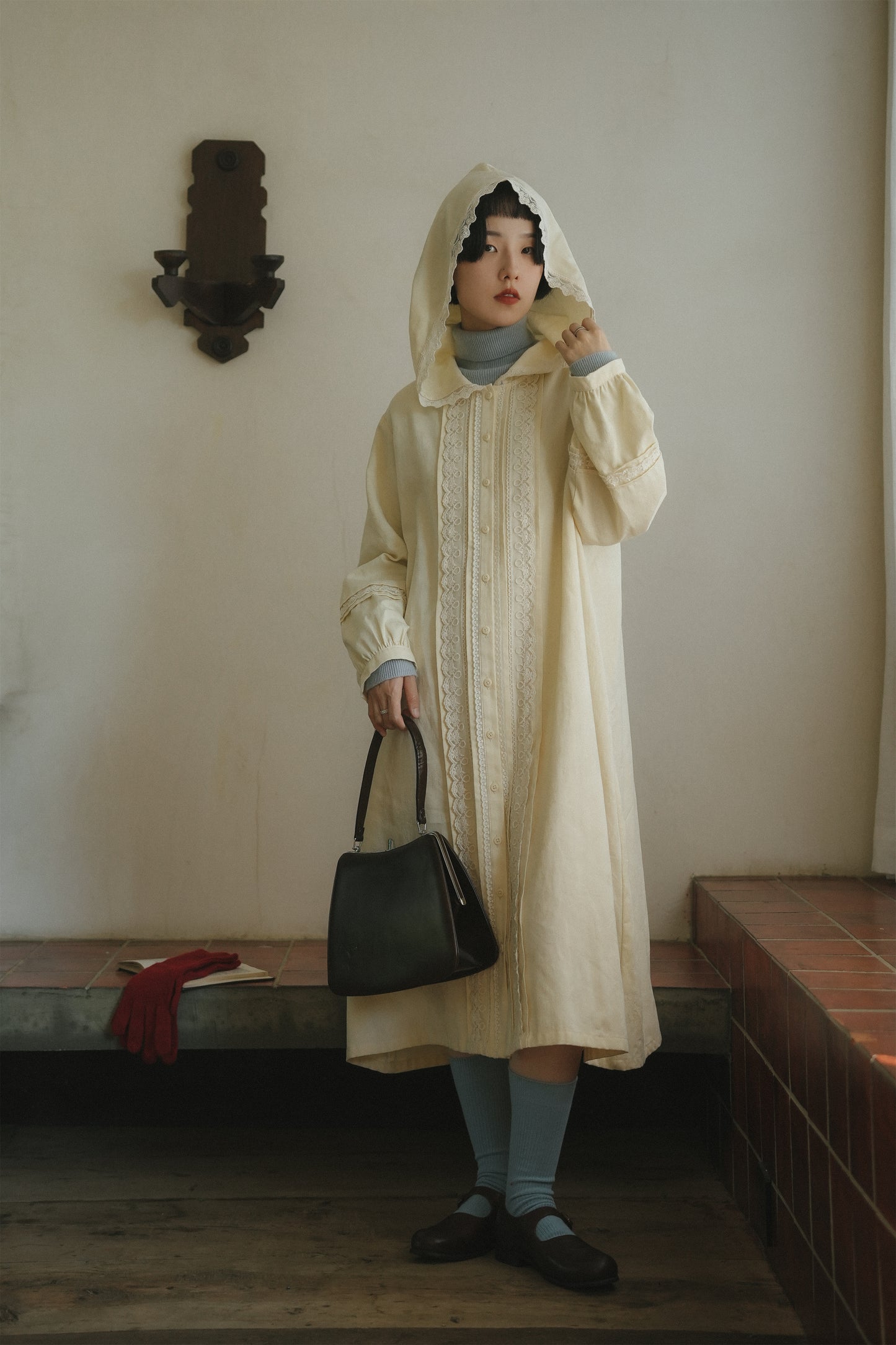 イエローワンピース•9856250802/ブルーウールニット·7288250566(12月上旬発送予定)