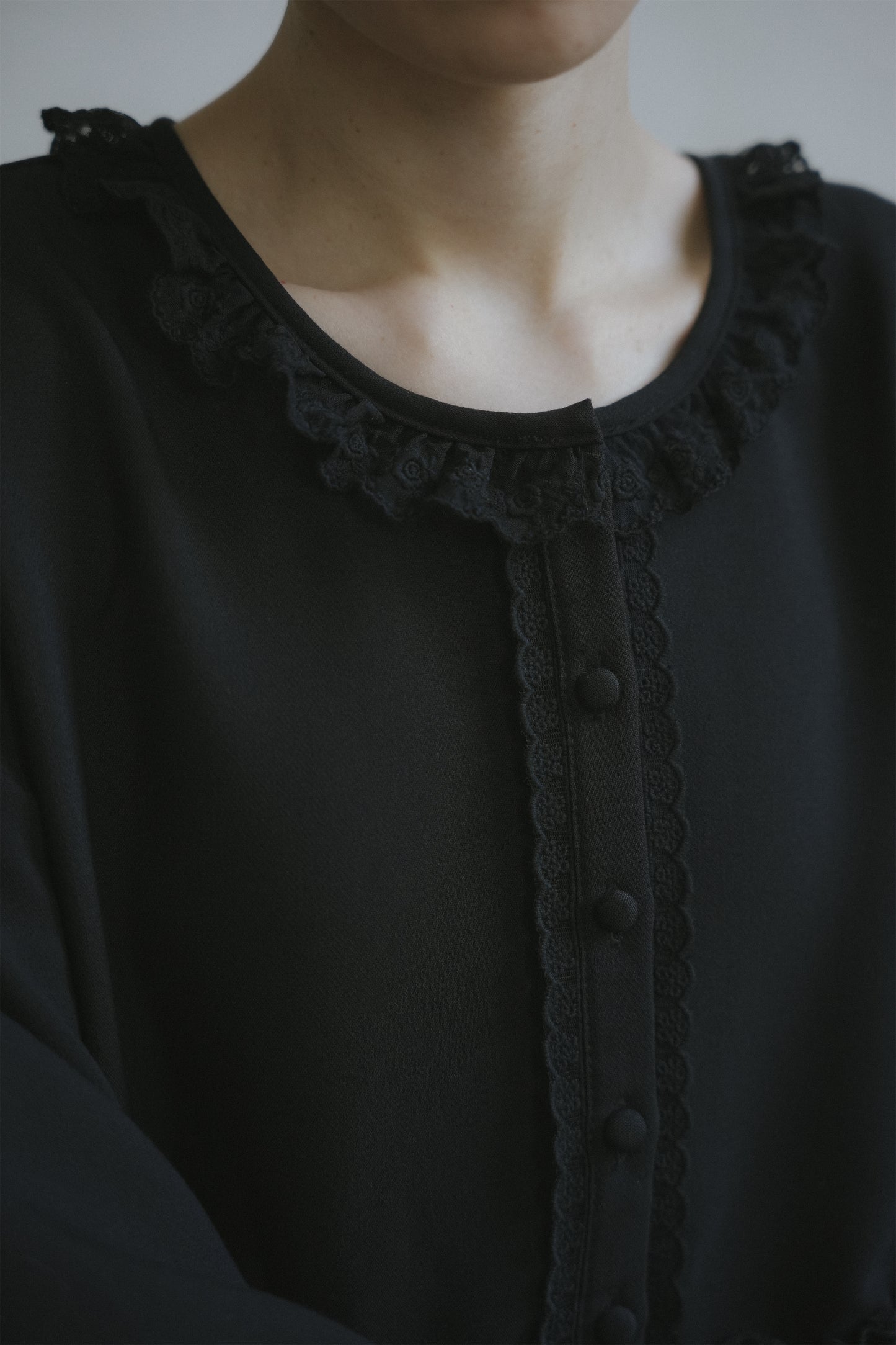 黒いワンピース•9836250803