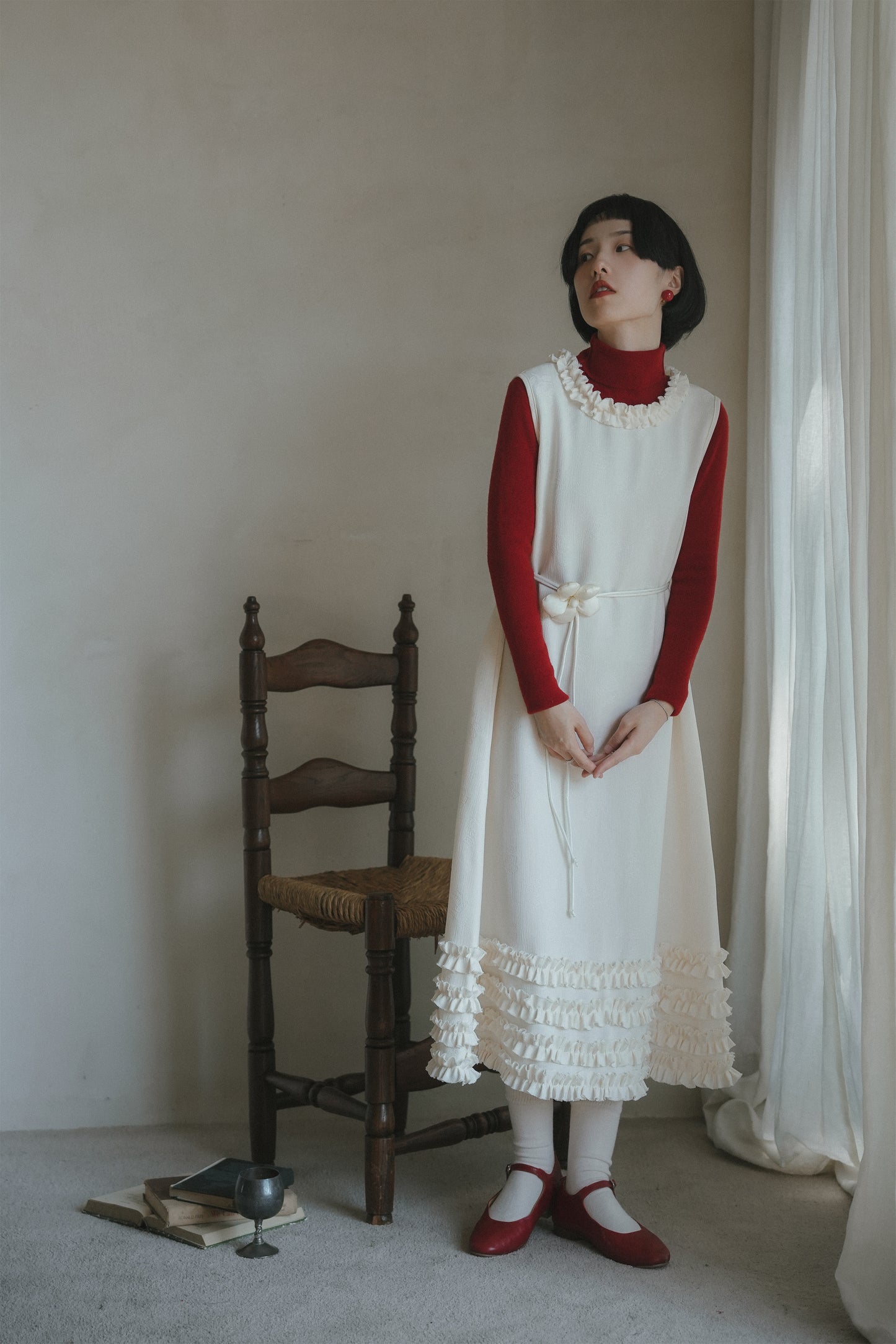 ノースリーブワンピース•7888250910と赤いウールニット·7288250565