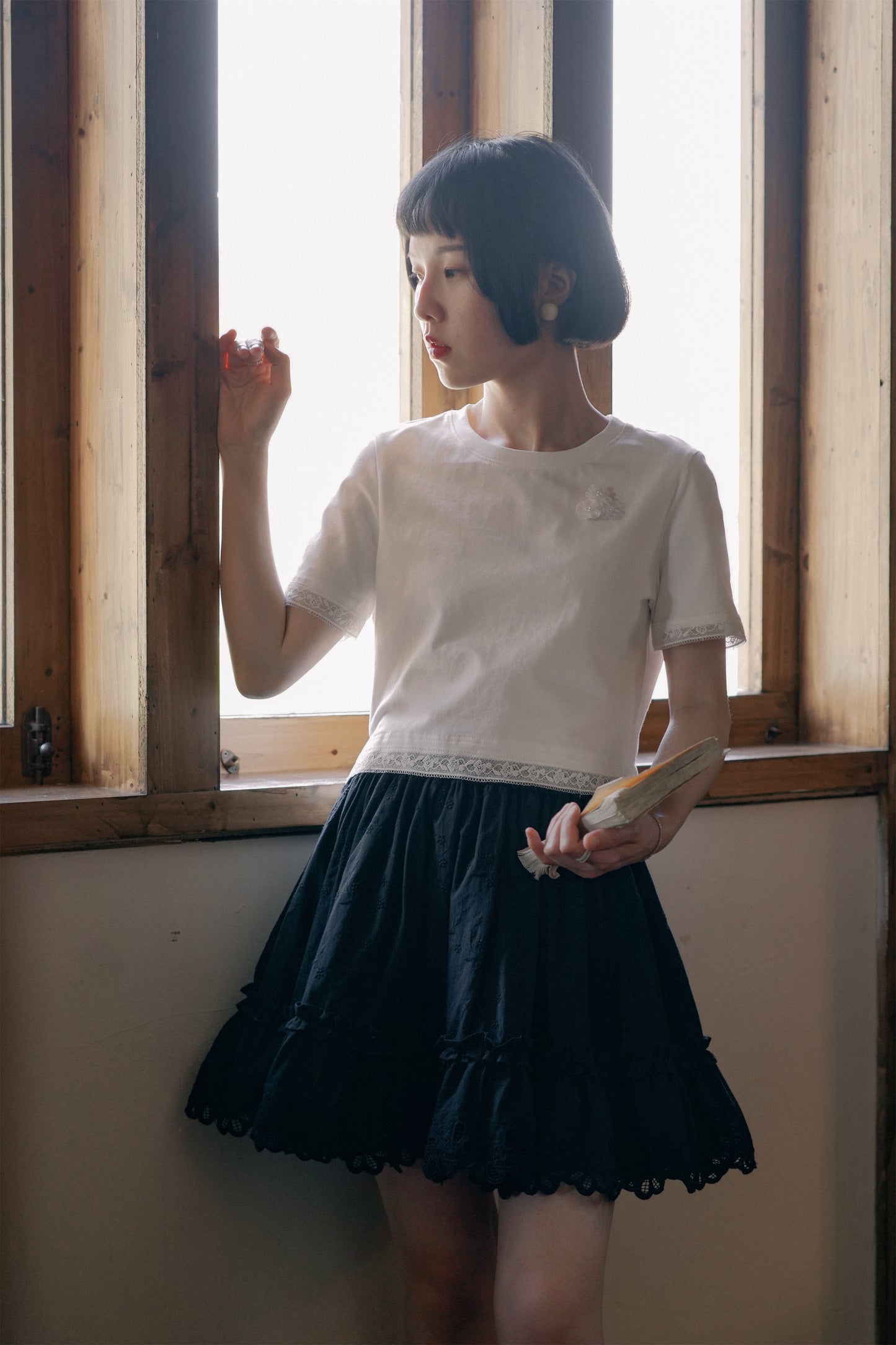 Ｔシャツ·6209250118とスカート·7281250222