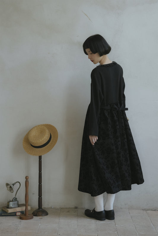 黒いワンピース•9836250803