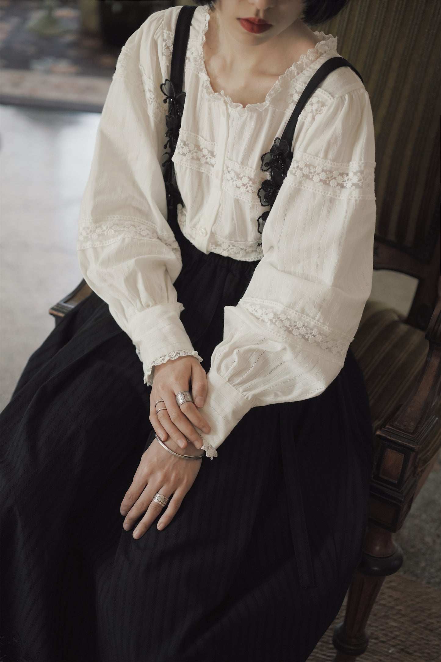 サスペンダースカート•7819202035Bとプラウス·6198200602