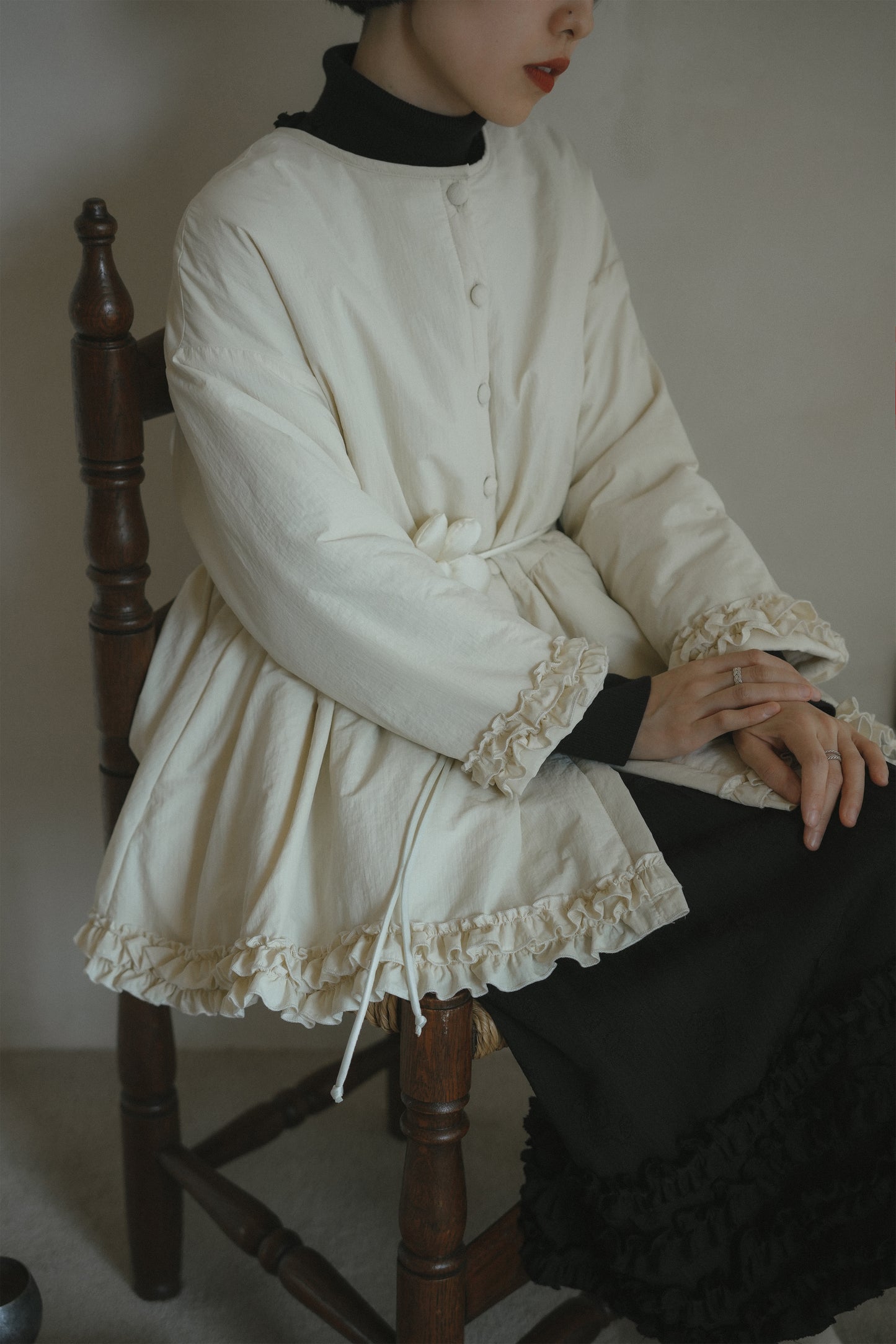 中綿コート •8430250912とノースリーブワンピース•8099241117 と黒いニットワンピース•9843200905(11月下旬発送予定)