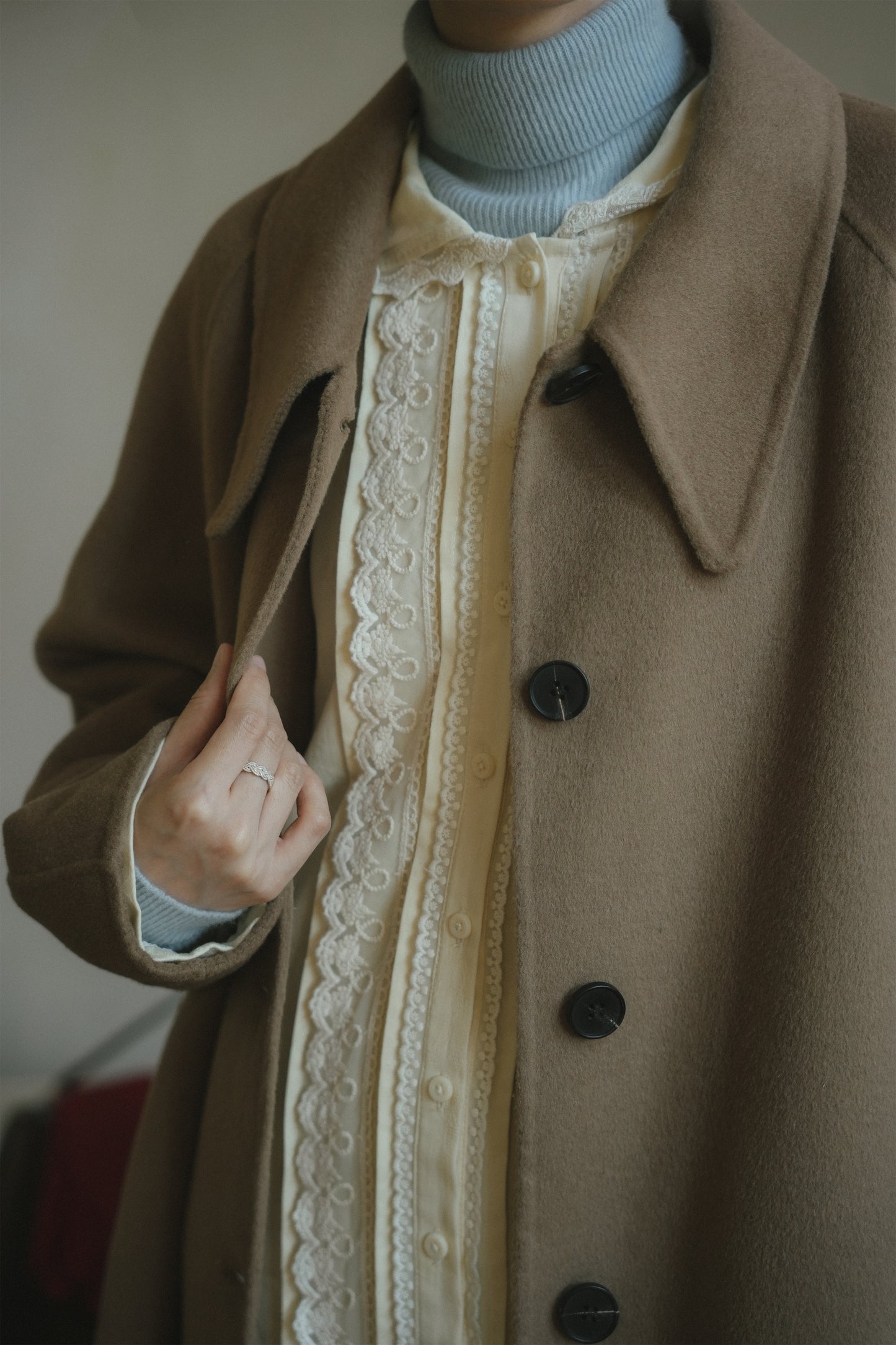 ウールコート•7769251108/イエローワンピース•9856250802/ブルーウールニット·7288250566(12月上旬発送予定)