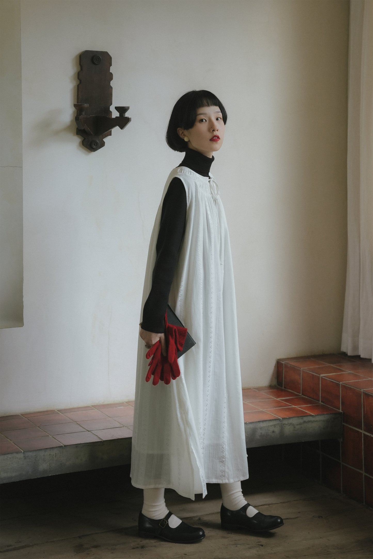 ノースリーブワンピース•6176250112／黒いニットワンピース•9843200905