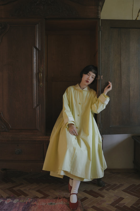 コート•7879250810とワンピース•9896250811とベルト•SP21