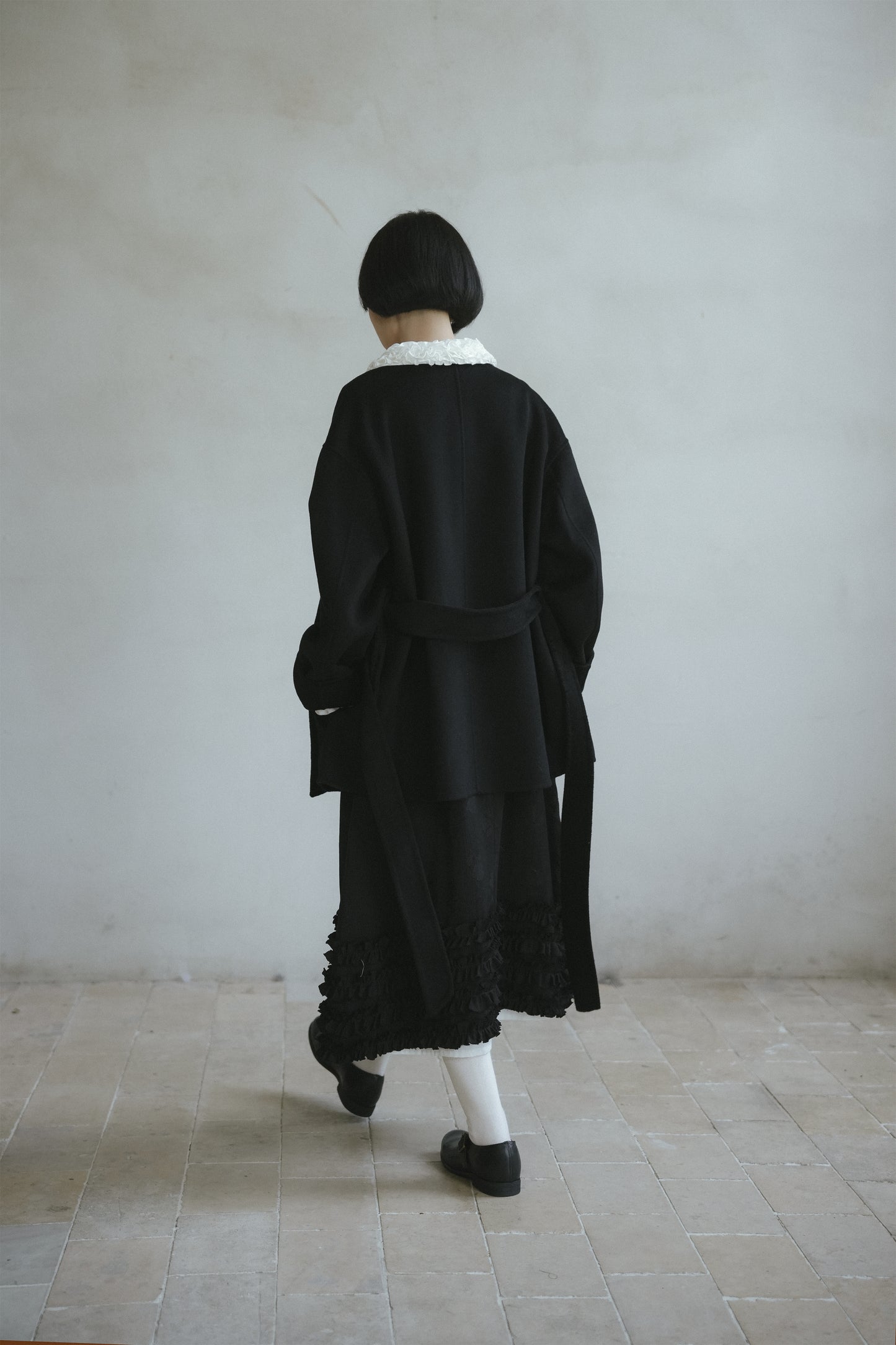 ウールコート•8678251106とノースリーブワンピース•8099241117と白いワンピース•9833250807(11月下旬発送予定)