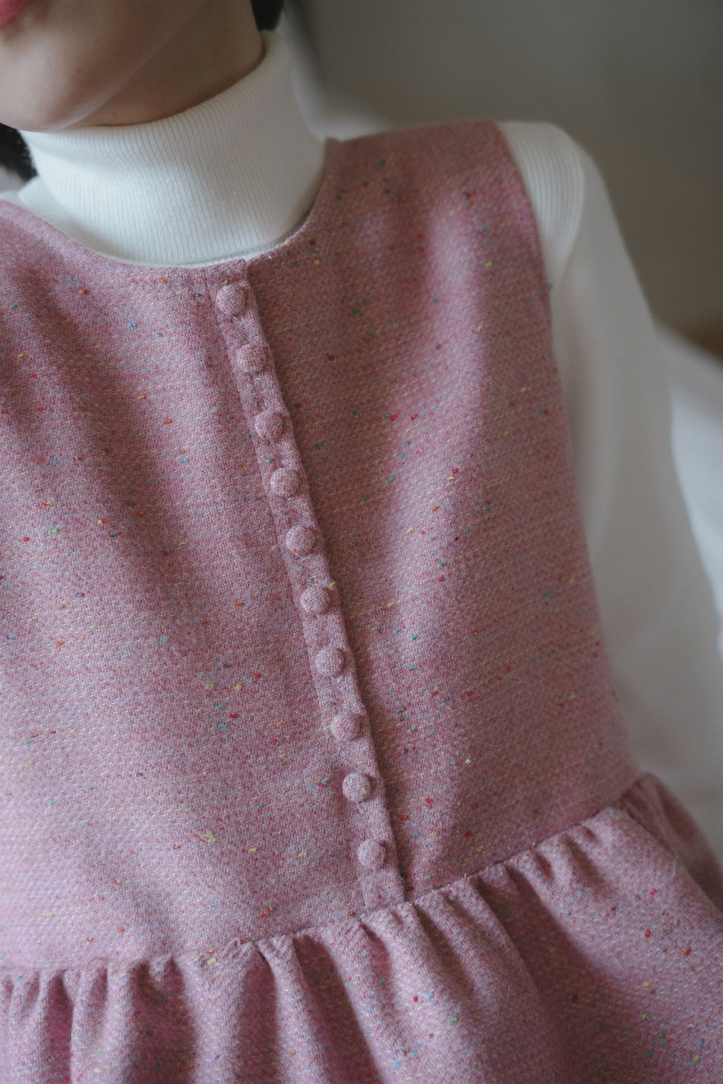 ピンクノースリーブワンピース•6546250808/ハイネックニットワンピース•9833200904(12月上旬発送予定)