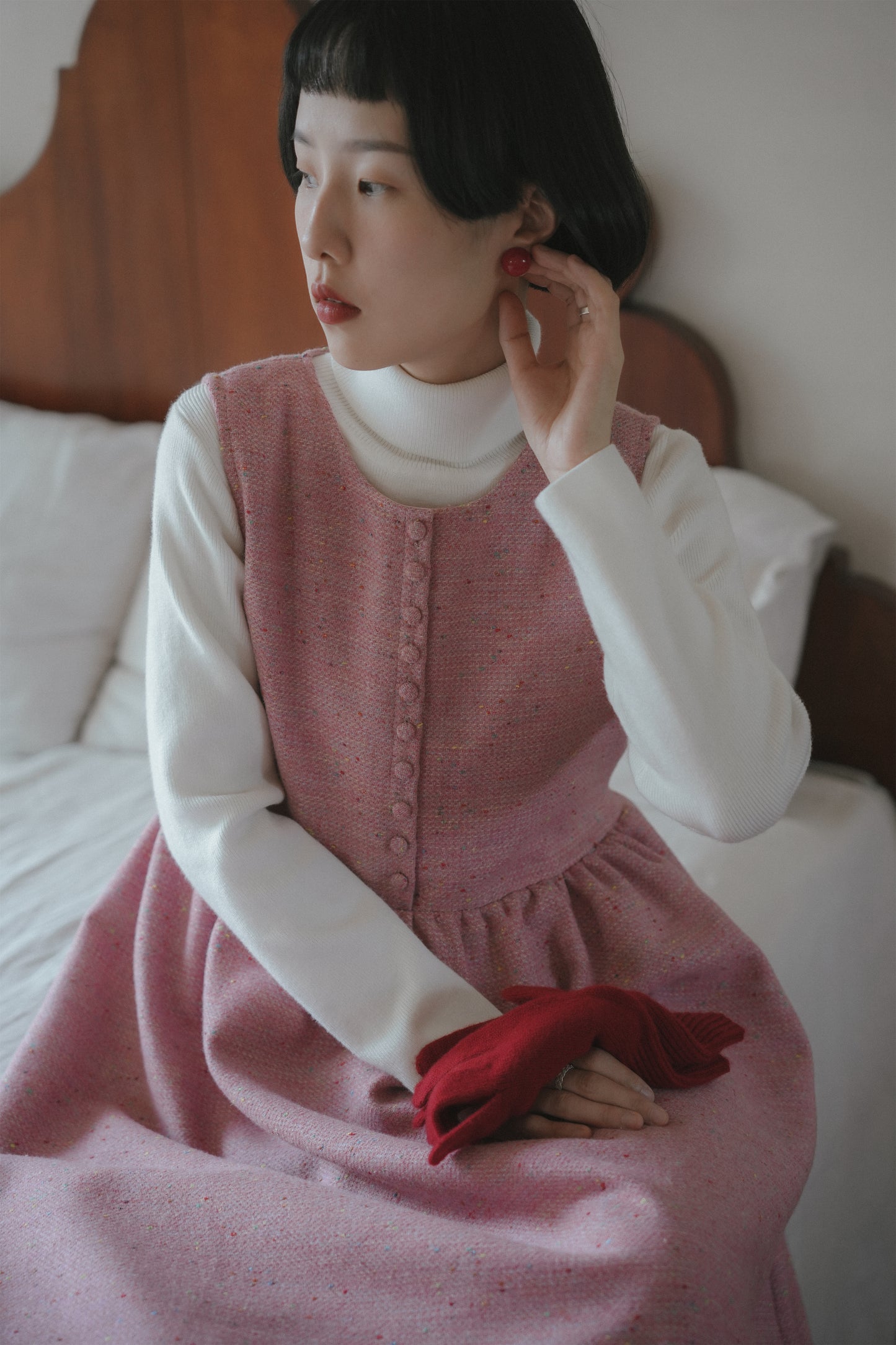 ピンクノースリーブワンピース•6546250808/ハイネックニットワンピース•9833200904(12月上旬発送予定)